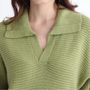 Elegant Avocado green V-Neck Women's Sweater